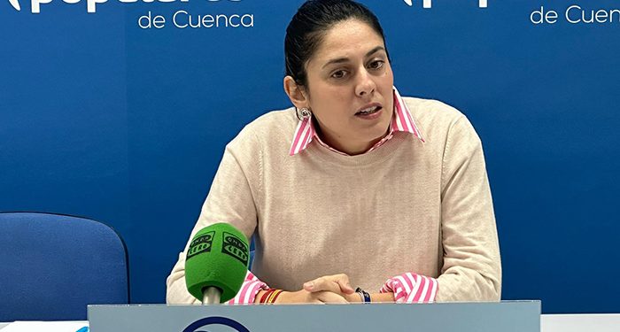 Bea Jiménez: “Un presidente, 4 vicepresidencias y 22 ministerios, pero el que manda en España es Puigdemont, un prófugo de la justicia” 1 Bea Jiménez pide a Sahuquillo valentía para que le exija a Page que frene la investidura