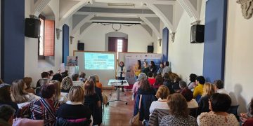 Casi 900 profesionales del Servicio de Ayuda a Domicilio se están formando en la provincia gracias a la Diputación de Cuenca