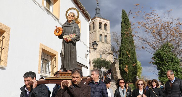 Cogolludo no olvida que, según los creyentes, San Diego de Alcalá acabó con la peste en la villa en 1599