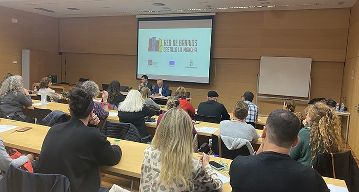 Cuenca da visibilidad a su trabajo con los colectivos vulnerables dentro de la Red de Barrios de Castilla-La Mancha 1 Cuenca da visibilidad a su trabajo con los colectivos vulnerables dentro de la Red de Barrios de Castilla-La Mancha