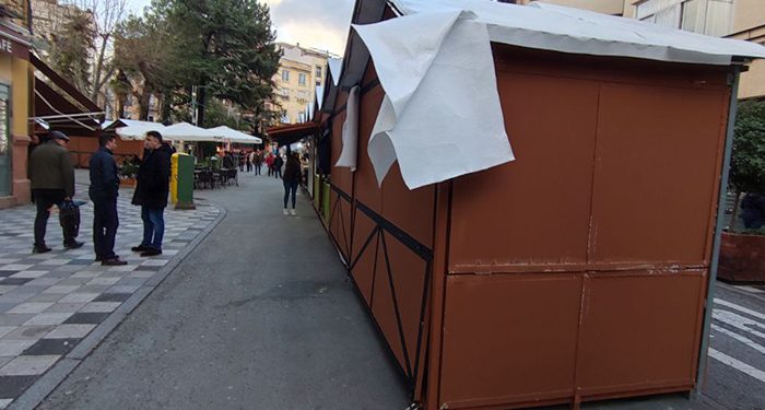 Cuenca en Marcha denuncia los “precios abusivos” del alquiler de casetas en el mercado navideño de artesanía