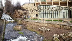 El Ayuntamiento de Trillo busca nuevo gestor para el restaurante junto a las cascadas