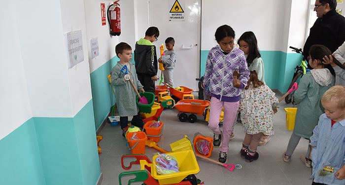 El colegio de Buenache de Alarcón reabre tras los daños ocasionados por la DANA 1 El colegio de Buenache de Alarcón reabre tras los daños ocasionados por la DANA