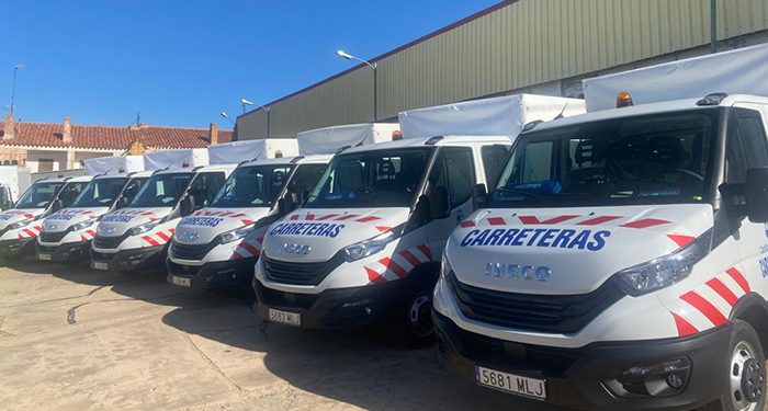 el gobierno regional dota de once nuevos vehiculos a las brigadas de conservacion de carreteras de la provincia de cuenca 1