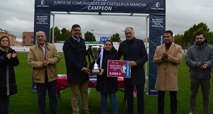 El Gobierno regional publicará en la primera quincena de noviembre la resolución definitiva de ayudas a 41 federaciones deportivas 1 El Gobierno regional publicará en la primera quincena de noviembre la resolución definitiva de ayudas a 41 federaciones deportivas