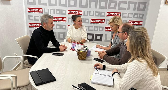 El Gobierno regional y CCOO trabajarán para reforzar el diálogo social como herramienta fundamental para el desarrollo de la provincia de Cuenca 1 El Gobierno regional y CCOO trabajarán para reforzar el diálogo social como herramienta fundamental para el desarrollo de la provincia de Cuenca