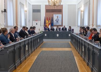 El Pleno del Ayuntamiento de Guadalajara rechaza la Ley de Amnistía y los acuerdos del PSOE con los independentistas El Pleno del Ayuntamiento de Guadalajara rechaza la Ley de Amnistía y los acuerdos del PSOE con los independentistas