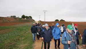 El programa “7000pasosX” Valverde de Júcar ha desafía al mal tiempo con más de un centenar de participantes