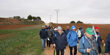 El programa “7000pasosX” Valverde de Júcar ha desafía al mal tiempo con más de un centenar de participantes