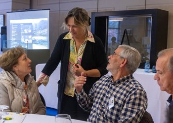Guarinos agradece el legado de experiencia, trabajo y generosidad de los mayores