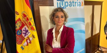 Audio. Esther de la Cruz, presidenta provincial de TuPatria, apuesta por la Autovía del Júcar, el tren convencional y más plazas hoteleras.