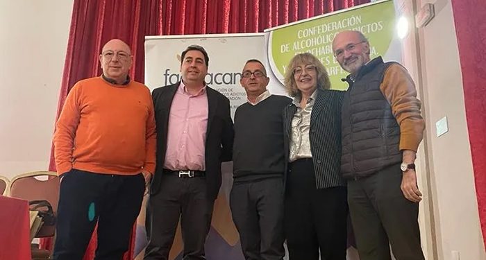 Inaugurado el Grupo de Ayuda Mutua de Adictos en Huete 1 Inaugurado el GAMAH con las jornadas de información y prevención del alcoholismo y otras adicciones