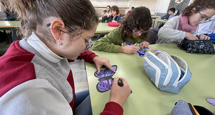 La Delegación de Educación de Guadalajara pone en marcha una campaña contra la violencia de género con mariposas como símbolo de convivencia igualitaria