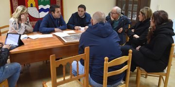 La Diputación de Cuenca trabajará para ceder la travesía de Tébar de la CUV-8241 al consistorio de la localidad