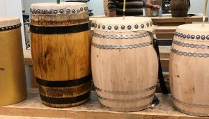 La Escuela de Folklore de la Diputación de Guadalajara organiza un curso de fabricación de zambombas