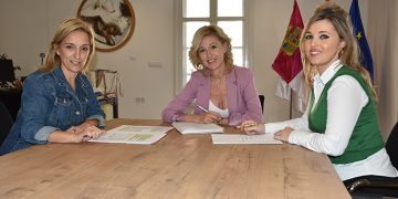 La Junta publicará esta semana la declaración de los Moros y Cristianos de Valera de Abajo como Fiesta de Interés Turístico Regional
