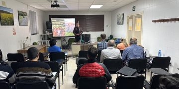 La Junta reafirma, desde Albaladejito, su apuesta por la ganadería y la agricultura ecológica
