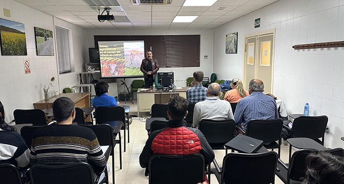 La Junta reafirma, desde Albaladejito, su apuesta por la ganadería y la agricultura ecológica