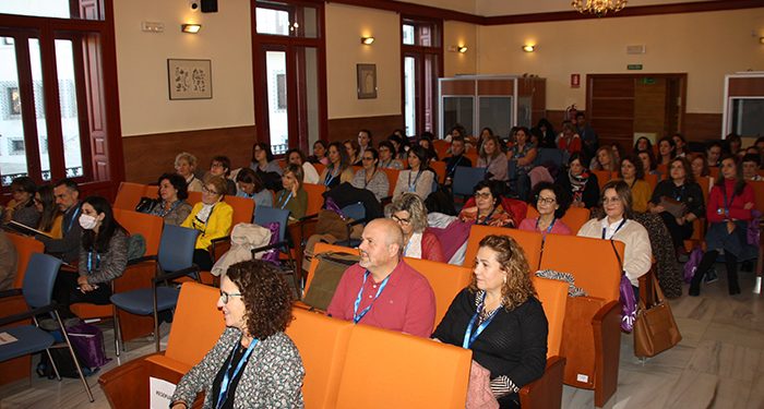 La Junta valora el trabajo de los profesionales de Enfermería en los cuidados que se prestan al final de la vida