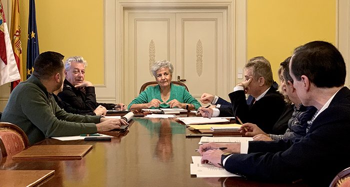 La subdelegada del Gobierno en Cuenca preside la reunión del Grupo Provincial de Trabajo para la colaboración entre la Inspección de Trabajo y las Fuerzas y Cuerpos de Seguridad del Estado