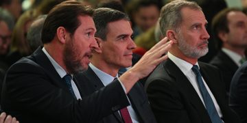 Óscar Puente pone el foco en el ferrocarril como la pieza central para lograr un transporte y una movilidad sostenible