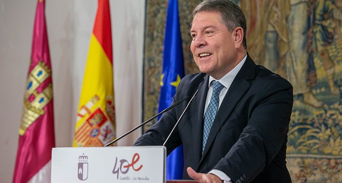 Page inaugura el vial de conexión del nuevo Hospital Universitario de Cuenca con el núcleo urbano de la capital 1 Page avanza la adjudicación del nuevo contrato de Teleasistencia por “40 millones de euros” para “90.000 usuarios” de Castilla-La Mancha