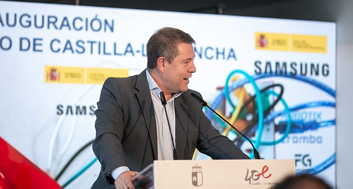 Page avanza que la inversión tecnológica de la Junta en Educación, Cultura y Deportes alcanzará los 87 millones de euros en 2024