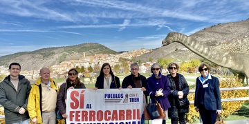 Defensores del tren por Cuenca exponen al secretario general para el Reto Demográfico la necesidad de reactivar el ferrocarril convencional
