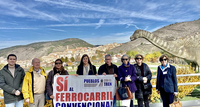 Representantes de Pueblos con el Tren exponen al secretario general para el Reto Demográfico la necesidad de reactivar el ferrocarril convencional