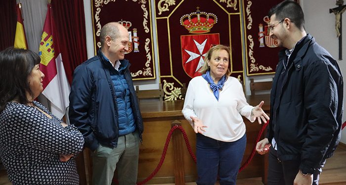 Román García ensalza el trabajo del Ayuntamiento de Peñalver para volver a abrir el colegio que llevaba más de 20 años cerrado