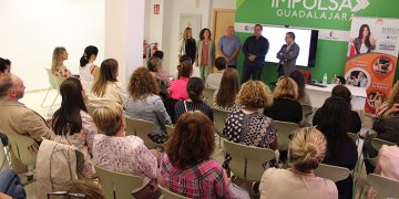 Un total de 170 comerciantes se forman en escaparatismo, redes sociales y empaquetado de la mano de FEDECO-CEOE-Cepyme Guadalajara