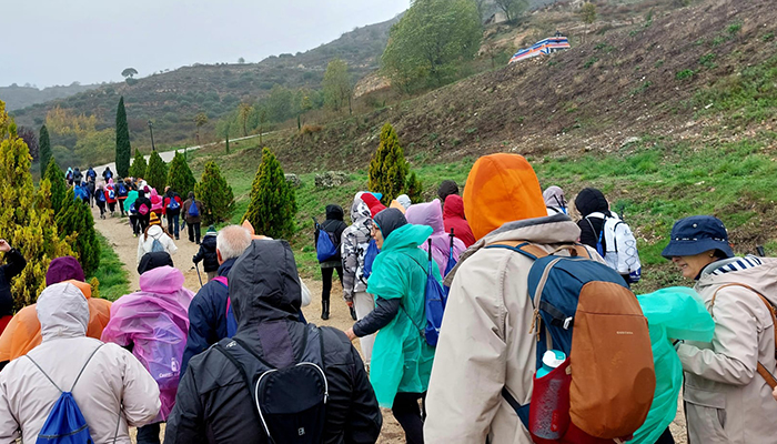 Un total de 200 personas han participado en Brihuega en una nueva propuesta del programa de rutas saludables ‘7000PaxosX’
