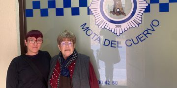 Una vecina de Mota del Cuervo encuentra 850 euros y 20 décimos de lotería y los devuelve a su propietaria
