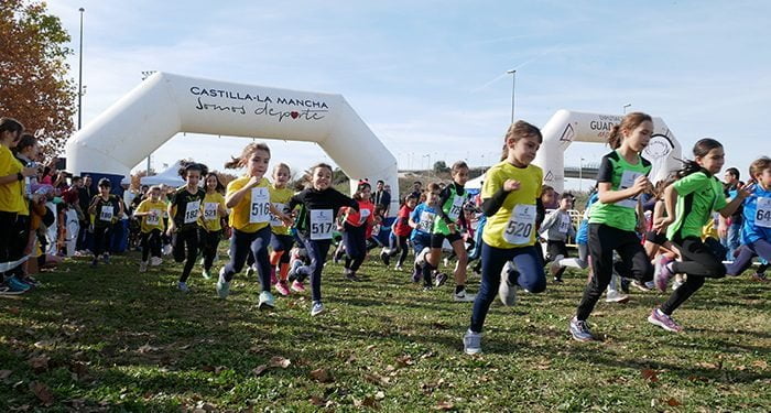 Valdeluz vivió el domingo un emocionante y multitudinario encuentro deportivo
