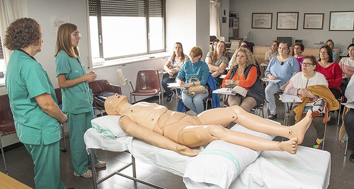 Veinte personas asisten en el Hospital de Guadalajara a un taller para la prevención de lesiones por presión en personas inmovilizadas 1 Veinte personas asisten en el Hospital de Guadalajara a un taller para la prevención de lesiones por presión en personas inmovilizadas