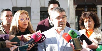Baeza: “Ya sabemos dónde irá parte del sablazo del IBI de Guarinos: a crear seis puestos a dedo, que supondrán más de medio millón de euros a la ciudadanía”
