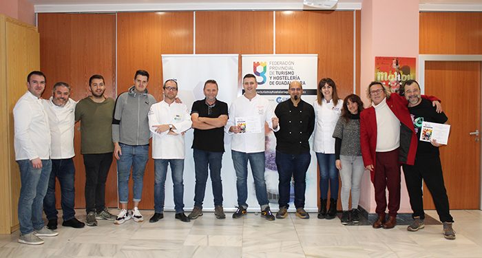 Carlos Gumiel del restaurante Biosfera, gana el I Campeonato de Tapas y Pinchos de la Federación de Trismo y Hostelería de Guadalajara
