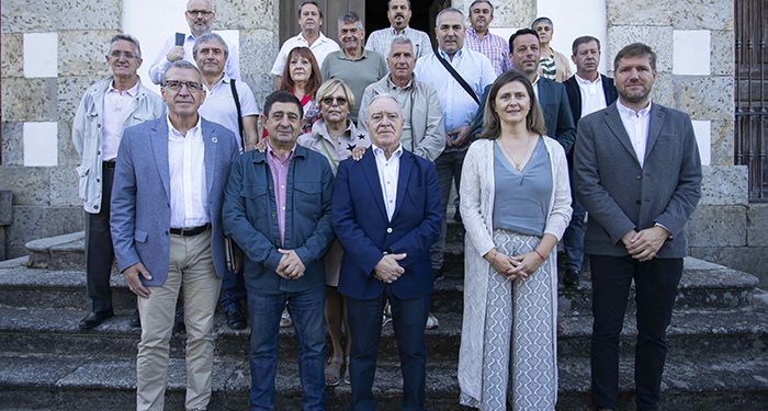 Checa y Orea retan al British Museum a convertirlos en objetos de museo si no suman más visitantes que esta galería en un mes 1 Checa y Orea retan al British Museum a convertirlos en objetos de museo si no suman más visitantes que esta galería en un mes