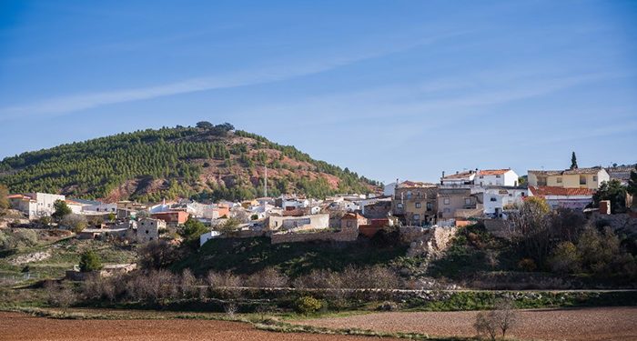 Cinco pueblos de Cuenca y dos de Guadalajara quieren repoblarse y reactivarse con Holapueblo 1 Cinco pueblos de Cuenca y dos de Guadalajara quieren repoblarse y reactivarse con Holapueblo