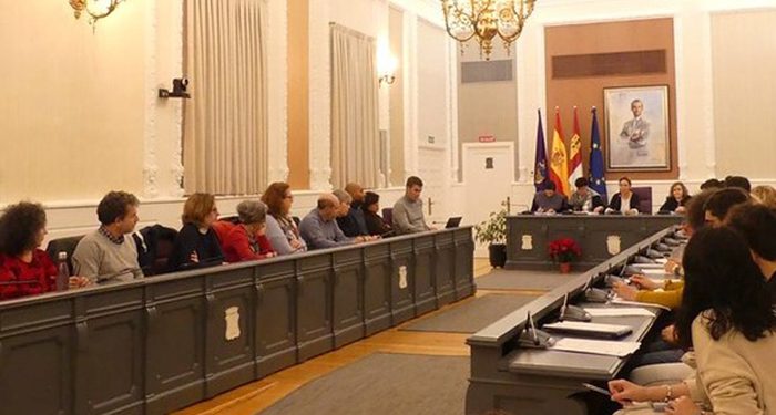 Constituido el Consejo Escolar de Guadalajara con representantes públicos, docentes, estudiantes y familias