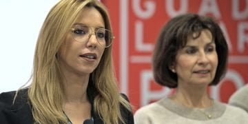De Luz: “Ni agujero, ni ahorro, Guarinos miente y lleva gastados ya más de 1,2 millones en Navidad, 200.000 euros más que en 2022”