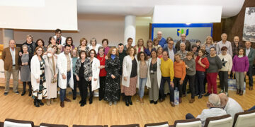 El Área Integrada de Guadalajara rinde homenaje a los 65 profesionales jubilados en el hospital y los centros de salud en el último año