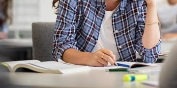 El DOCM publica este lunes la convocatoria para la realización de las pruebas libres para la obtención del título de Bachillerato