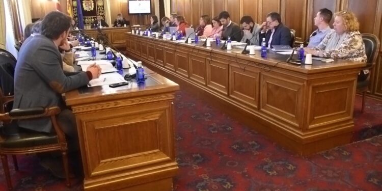 El pleno de la Diputación aprueba el presupuesto más alto de su historia con el primer Plan de Industrialización para Cuenca 1 El pleno de la Diputación aprueba el presupuesto más alto de su historia con el primer Plan de Industrialización para Cuenca