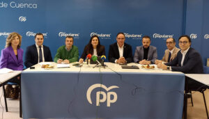 El PP en el Ayuntamiento de Cuenca califica estos seis meses de legislatura socialista como de pocas luces y muchas sombras