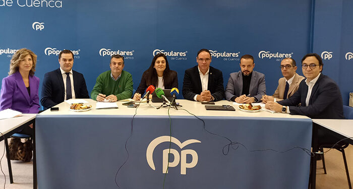 El PP en el Ayuntamiento de Cuenca califica estos seis meses de legislatura socialista como de pocas luces y muchas sombras