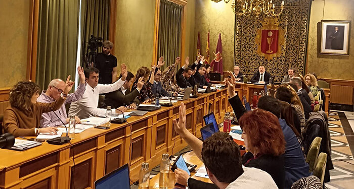 El PP en el Ayuntamiento de Cuenca consigue paralizar la subida de precios a los conquenses
