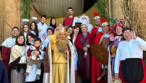 El primer Belén Viviente de Villar de Cañas sorprende por su originalidad