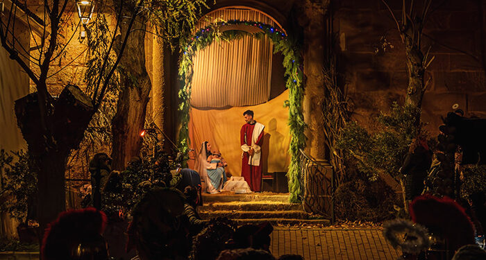 El primer Belén Viviente de Villar de Cañas sorprende por su originalidad