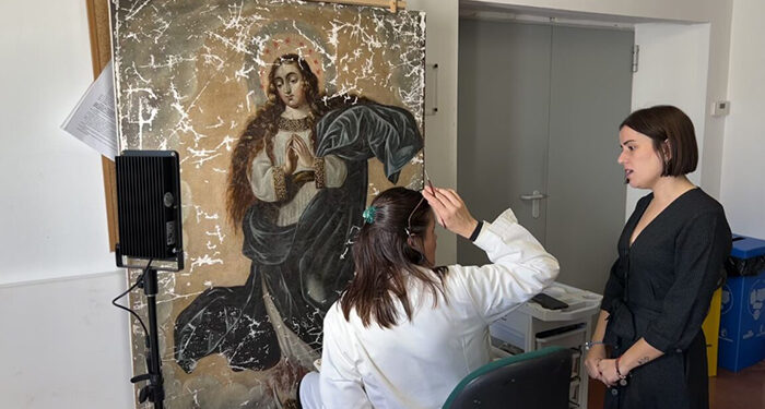 El taller de restauración de la Diputación de Cuenca trabaja en la recuperación de cinco obras pictóricas de la provincia